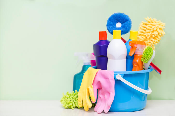 How to Clean a Bath Fitter Drain: Quick & Easy Solutions